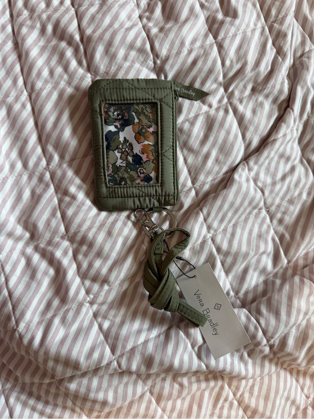Vera Bradley Sage Ultralight Water Resistant Zip ID Card Holder with Lanyard